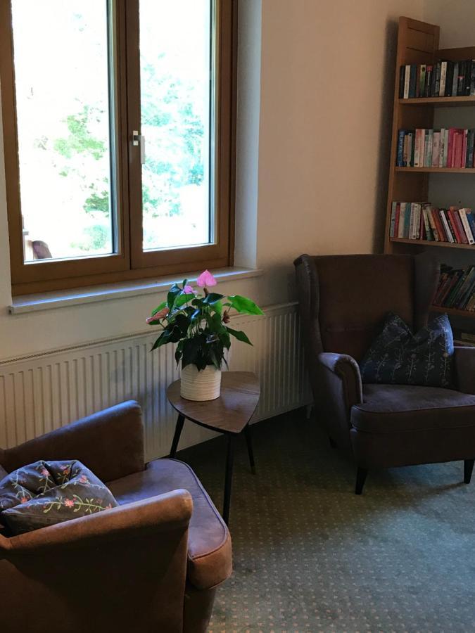 Dorfpension Mariahilfberg Gutenstein Exteriör bild