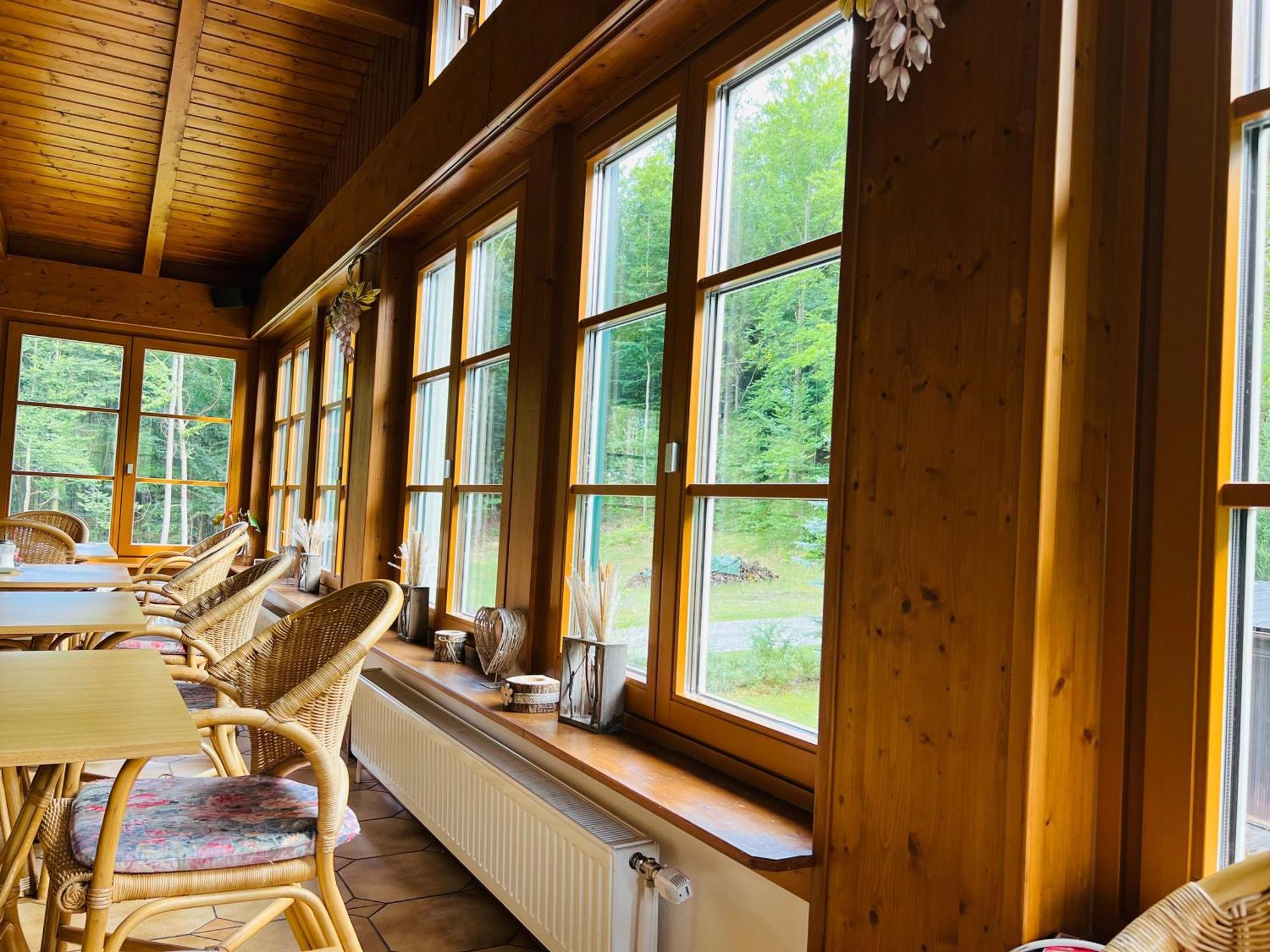 Dorfpension Mariahilfberg Gutenstein Exteriör bild